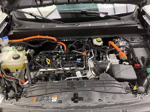 Used 2022 Ford Maverick Lariat w/ Lariat Luxury Package FWD image 28