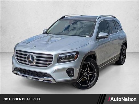 Certified 2026 Mercedes-Benz GLB 250 image 1