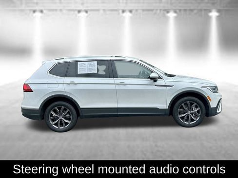Used 2023 Volkswagen Tiguan SE FWD image 4