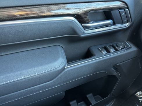 Used 2025 Chevrolet Silverado 3500 LT w/ Convenience Package image 29