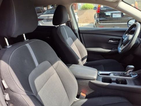 Used 2023 Nissan Sentra SV FWD image 27