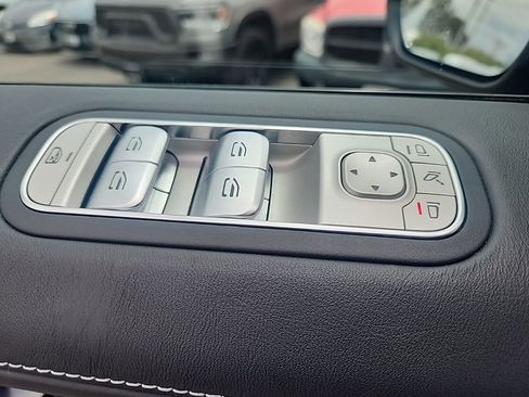 Used 2021 Mercedes-Benz G 550 image 25