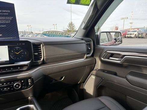 Used 2024 Chevrolet Silverado 1500 LTZ image 21