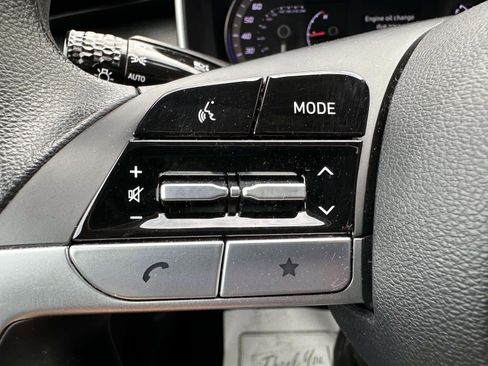 Used 2023 Hyundai Tucson SE AWD/4WD image 16