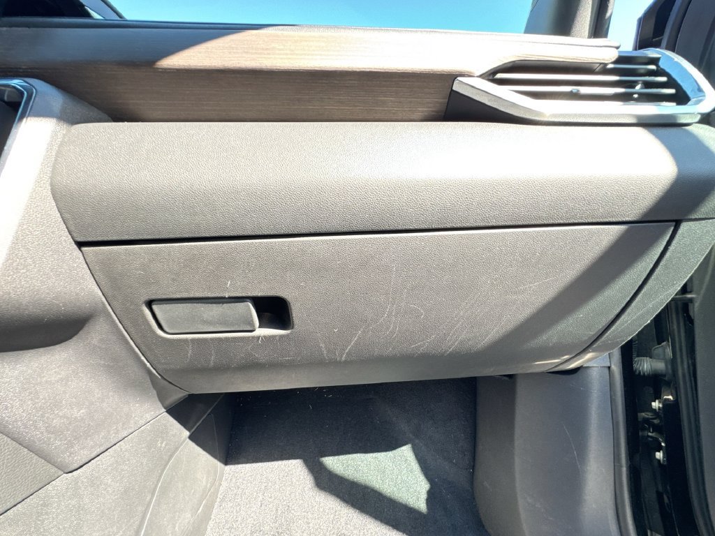 Used 2024 GMC Acadia Denali w/ LPO, Floor Liner Package FWD image 36