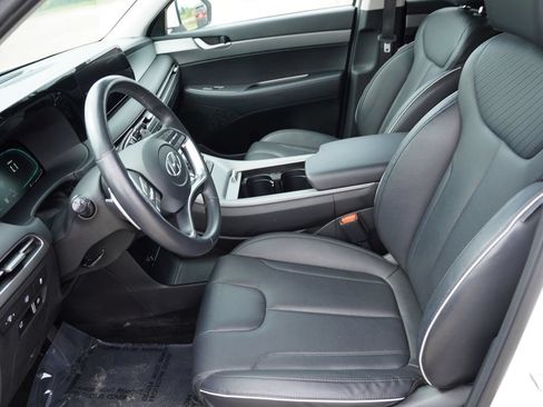 Used 2023 Hyundai Palisade SEL AWD/4WD image 15