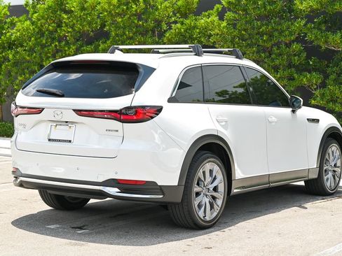 Certified 2025 MAZDA CX-90 3.3 Turbo w/ Premium Plus Pkg AWD/4WD image 4