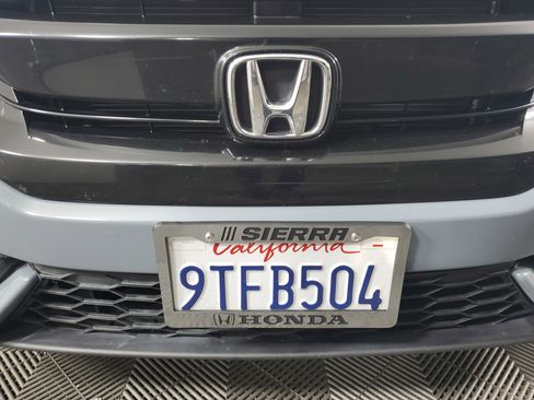 Used 2019 Honda Civic EX image 10