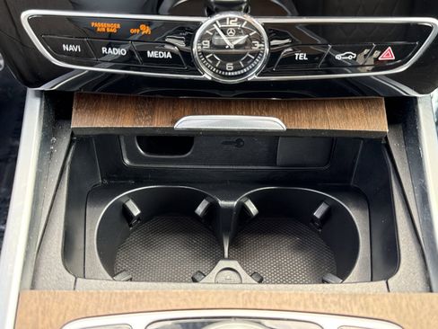 Used 2019 Mercedes-Benz G 550 image 22