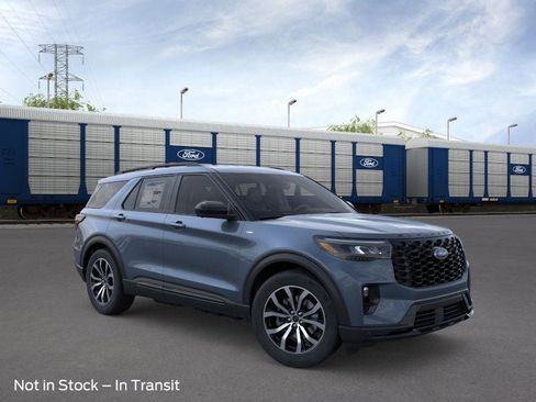 New 2026 Ford Explorer ST-Line image 7