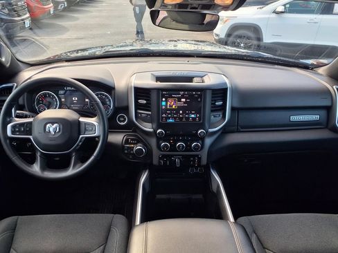 Used 2023 RAM 1500 Big Horn AWD/4WD image 3