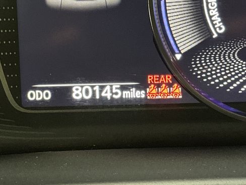 Used 2023 Lexus ES 300h w/ Premium Package image 22