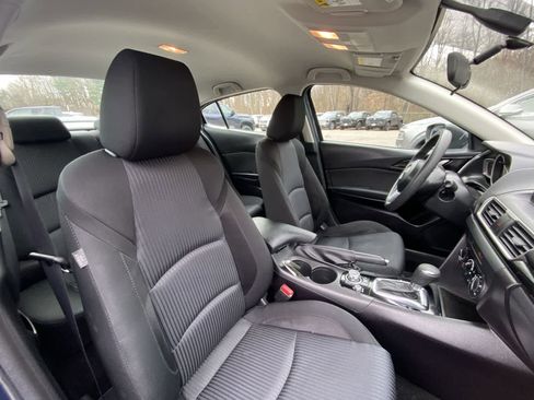 Used 2016 MAZDA MAZDA3 i Sport w/ Preferred Equipment Package image 27