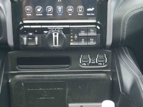 Used 2021 RAM 1500 Limited AWD/4WD image 8