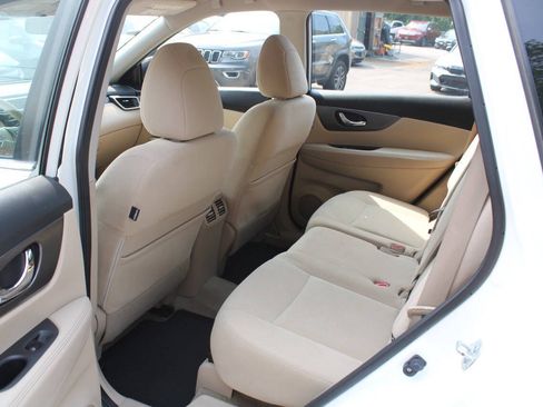Used 2015 Nissan Rogue S AWD/4WD image 26