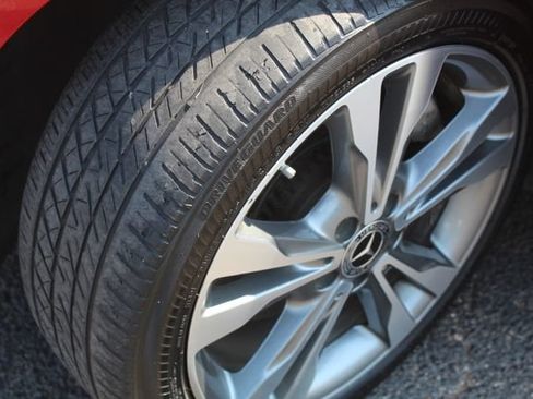 Used 2018 Mercedes-Benz C 300 4MATIC Sedan image 10