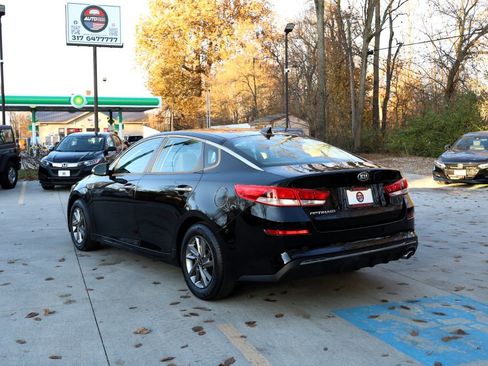 Used 2019 Kia Optima LX image 5