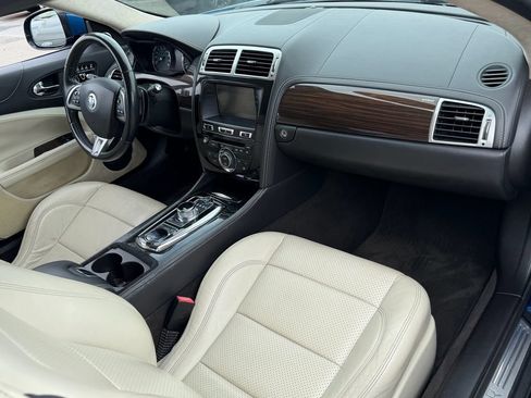 Used 2013 Jaguar XK Coupe RWD image 15