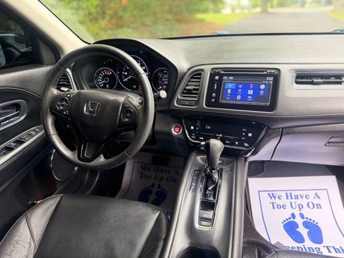 Used 2018 Honda HR-V EX-L image 25