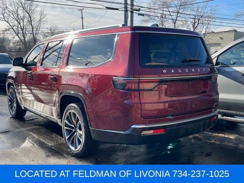 Used 2024 Jeep Wagoneer L Series III w/ Premium Group I image 2