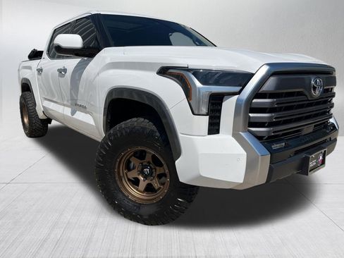 Used 2022 Toyota Tundra Limited AWD/4WD image 3