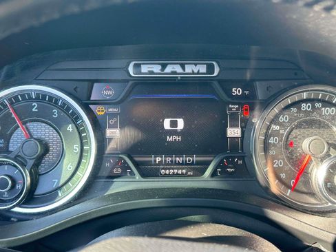 Used 2022 RAM 1500 Big Horn image 24