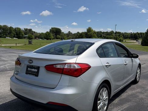 Used 2015 Kia Forte LX w/ Popular Package FWD image 6