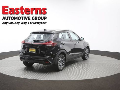 Used 2023 Nissan Kicks SV FWD image 38