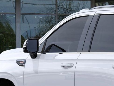 New 2026 GMC Yukon AT4 Ultimate image 12