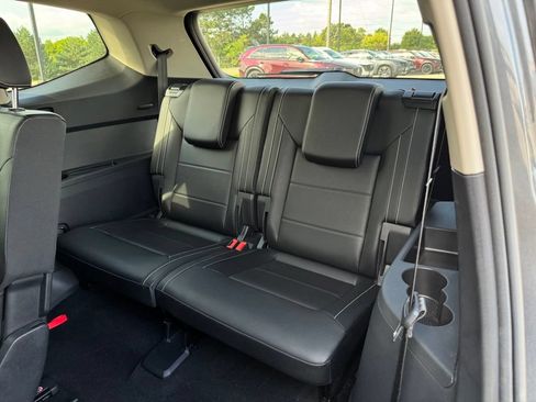 Used 2023 Volkswagen Atlas SE AWD/4WD image 17