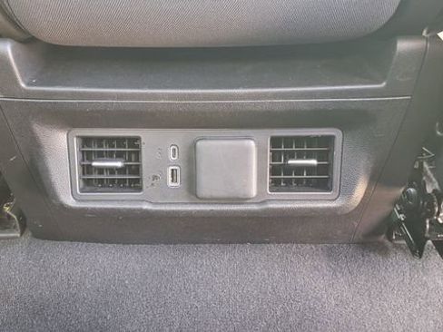 Used 2025 Chevrolet Silverado 1500 LT RWD image 20