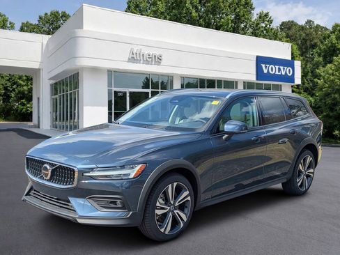 New 2026 Volvo V60 B5 Cross Country Plus w/ Protection Package Premier image 1