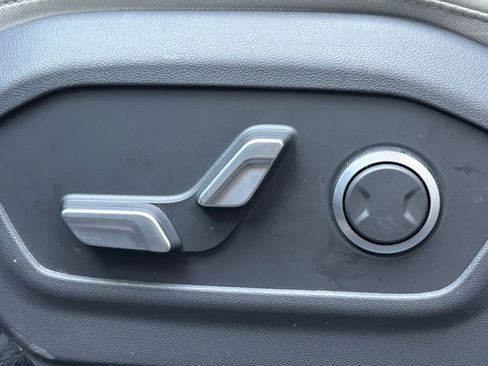 Used 2025 Hyundai Santa Fe SEL image 22