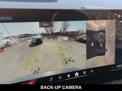 New 2026 BMW X5 M60i image 15