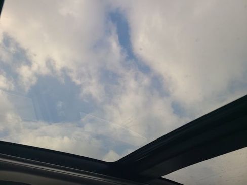 Used 2021 Toyota Camry XSE image 32