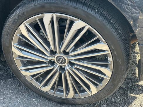 Certified 2025 Nissan Altima 2.5 SL AWD/4WD image 28