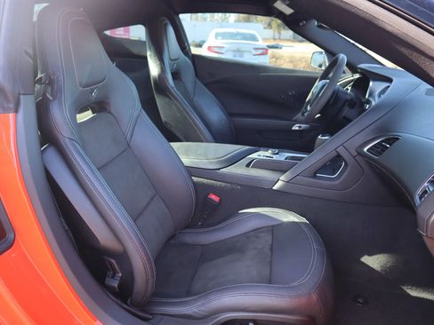 Used 2019 Chevrolet Corvette Stingray Coupe image 5