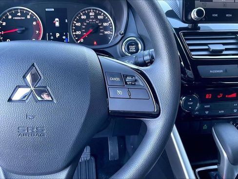 Used 2024 Mitsubishi Eclipse Cross LE image 18