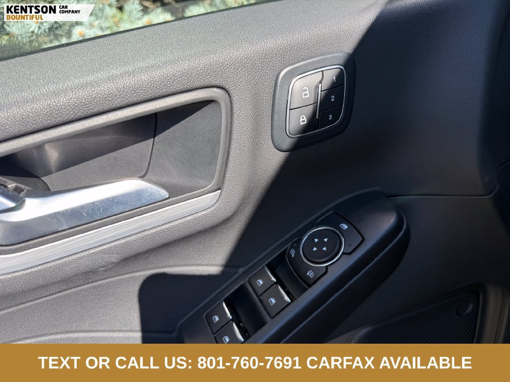 Used 2025 Ford Escape Platinum AWD/4WD image 20