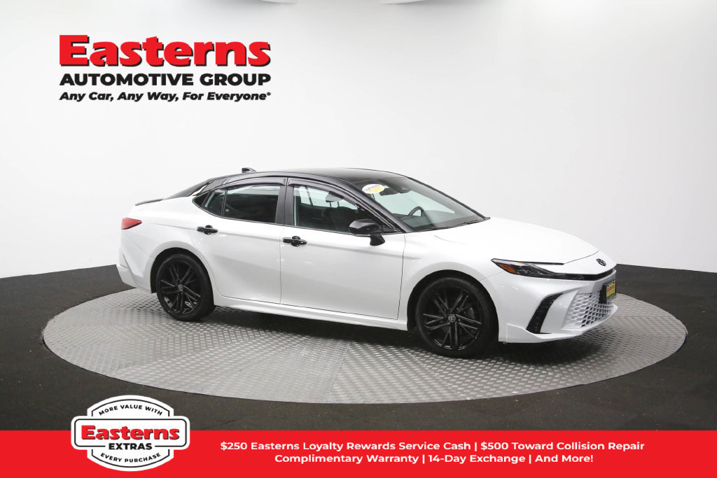 Used 2025 Toyota Camry XSE AWD/4WD image 44