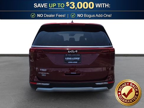 Used 2023 Kia Carnival LX FWD image 5