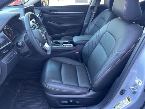 Used 2024 Nissan Altima 2.0 SR image 24