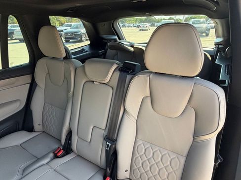 New 2027 Volvo XC90 B6 Plus AWD/4WD image 22