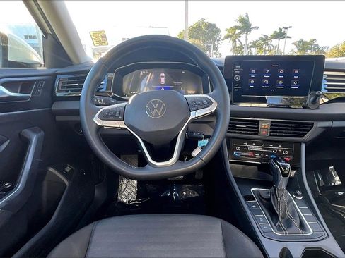 Certified 2025 Volkswagen Jetta S image 19