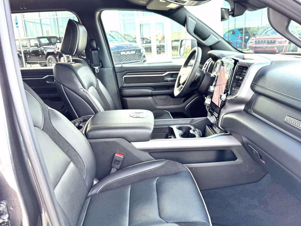 Used 2026 RAM 1500 Laramie AWD/4WD image 29