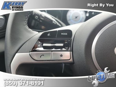 New 2026 Hyundai Elantra Limited image 22