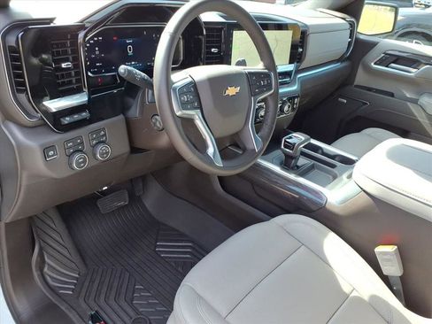 Used 2026 Chevrolet Silverado 1500 LTZ w/ Technology Package AWD/4WD image 11