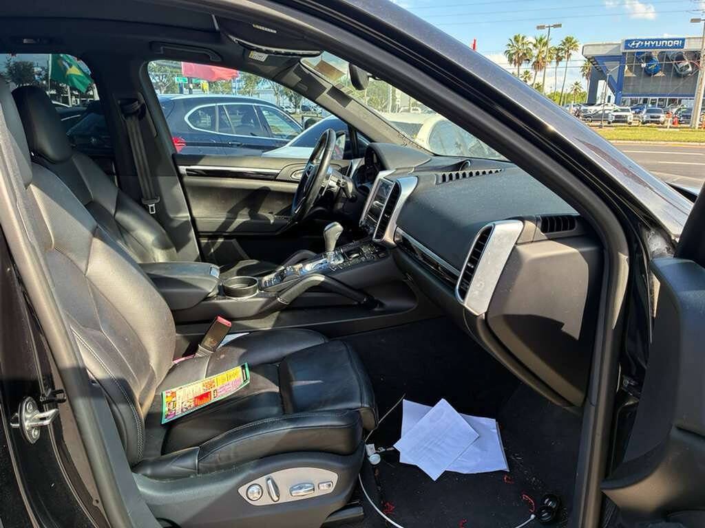 Used 2018 Porsche Cayenne S AWD/4WD image 9