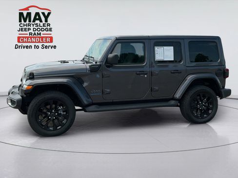Certified 2025 Jeep Wrangler Unlimited Sahara AWD/4WD image 4
