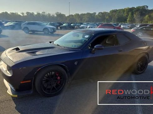 Used 2016 Dodge Challenger SRT Hellcat RWD image 1